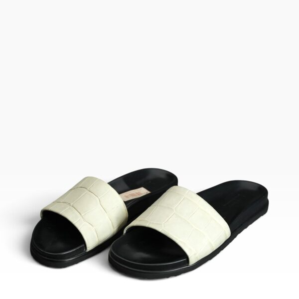 Petalite Crocodile Sandal